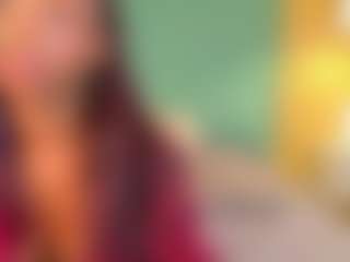 Live cam show with AnnyOsorioo - Morena on chickslive.net
