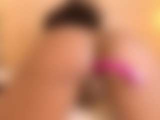 Live cam show with AnnyOsorioo - Ebony on hotwifechat.live | colombia