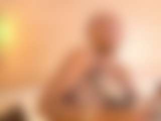 Live cam show with AnnyOsorioo - Ebony on CamClone | colombia