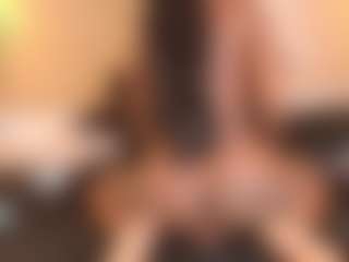 AnnyOsorioo's Live Sex Cam Show