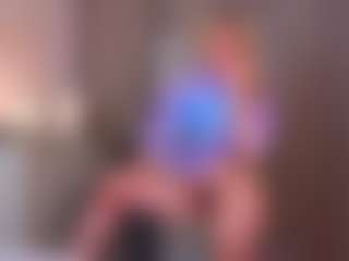 Live cam show with AveriRigby - Public on slutload