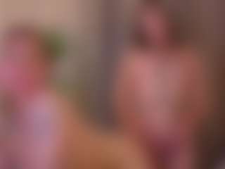 Live cam show with AveriRigby - Domination on Milf Play