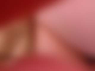 Live cam show with AveriRigby - Public on crypto-cams
