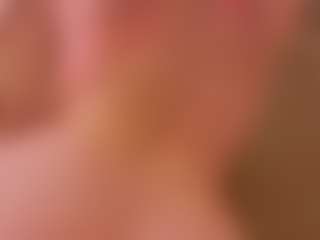 Live cam show with AveriRigby - Smoking on Livezox