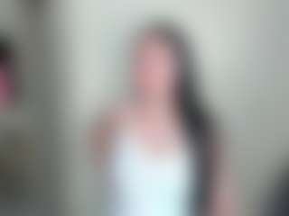 Live cam show with evelyne-xx - Camel Toe on Uber Horny