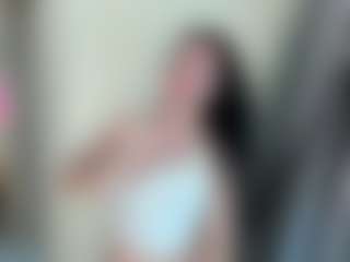 evelyne-xx's Live Sex Cam Show