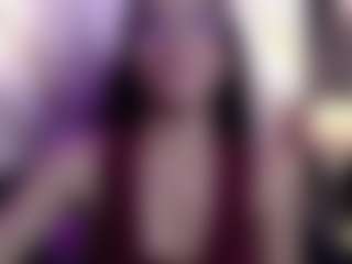 Briana's Live Sex Cam Show
