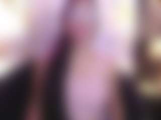Live cam show with Briana - Tittyfuck on fapnchat