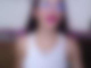 Briana's Live Sex Cam Show