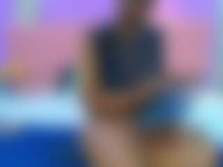 Live cam show with kassandraBrown - Sexy on Camsoda