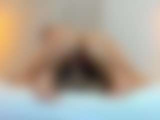 Live cam show with Katuff - BBW on SmokeAndPoke