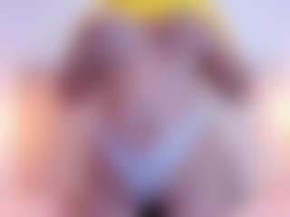 Live cam show with Katuff - BBW on Dolls Live