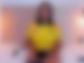 Live cam show with Katuff - Anal Curvy on AdultVida.com