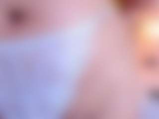 Katuff MILF webcam performer live streaming