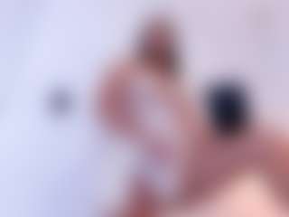 Katuff MILF webcam performer live streaming