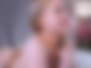 Live cam show with Chenier - Blue Eyes on Streamer API