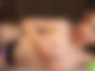 Live cam show with Chenier - Normal on Camsoda