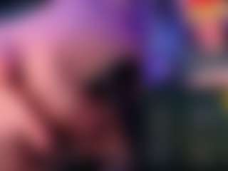 Live cam show with SayrethSofia - Smoking on crypto-cams