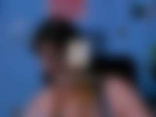 Live cam show with shadow-kiss - Lesbian on Soda Cam