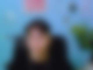 Live cam show with shadow-kiss - Full Nudity on SquirtSoMuch