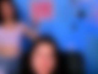 Live cam show with shadow-kiss - Average on Camsoda