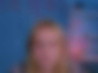 Live cam show with shadow-kiss - Striptease on CamClone