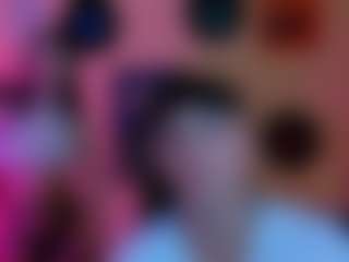 Live cam show with shadow-kiss - Shaved Pussy on Dolls Live