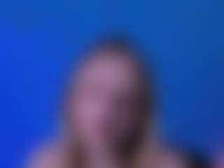 Live cam show with shadow-kiss - Average on Mixed Magazine Live