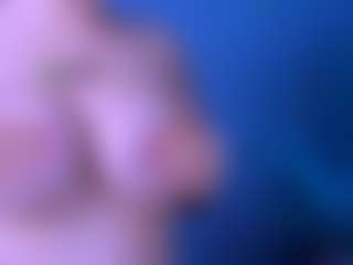 Spettacolo in cam dal vivo con shadow-kiss - Fingering su Camsoda