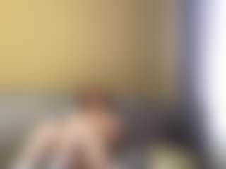 Live cam show with Lina - Green Eyes on chickslive.net