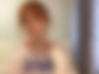 Live cam show with Lina - Petite on Soda Cam