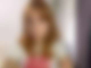 Live cam show with Lina - Green Eyes on Milf Play