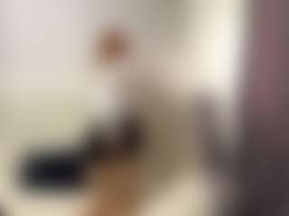 Lina's Live Sex Cam Show