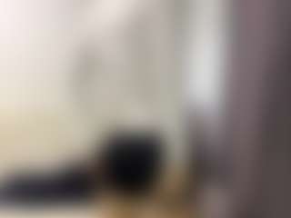Lina's Live Sex Cam Show