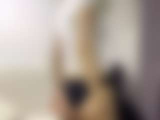 Lina's Live Sex Cam Show