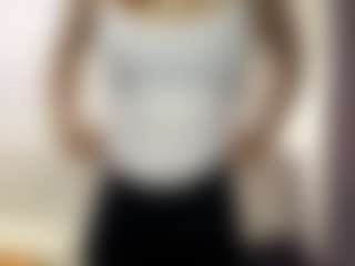 Live cam show with Lina - Green Eyes on Camsoda