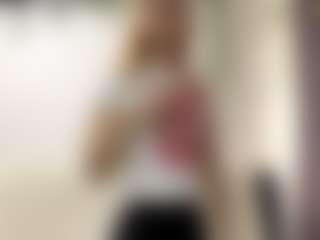 Live cam show with Lina - Flashing on Streamer API