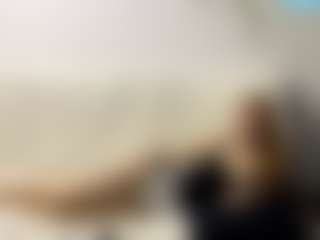 Live cam show with Lina - Flashing on Strip Flash - Live Sex Shows