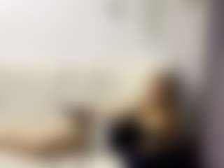 Live cam show with Lina - Flashing on Dare Cams