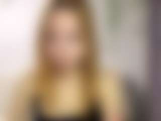 Live cam show with Lina - Green Eyes on madthumbs