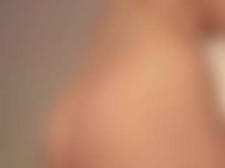 Live cam show with Stella-Colli - Nipple Piercings on Strip Flash - Live Sex Shows