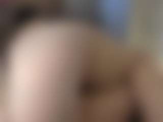 Live cam show with Stella-Colli - Nipple Piercings on livesuperchat.net