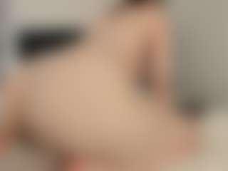 Live cam show with Stella-Colli - Nipple Piercings on nudelive.tv