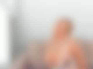Live cam show with Stellla - College on mypornchat.com