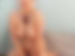 Live cam show with Stellla - Play on TastyBlacksLive