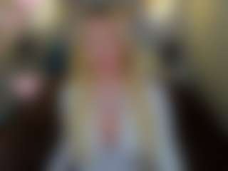 Live cam show with Stellla - Young Adult on Uber Horny