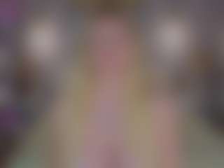 Live cam show with Stellla - Busty on PervPlay.com