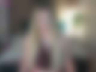 Live cam show with Stellla - Play on xplaylive.com