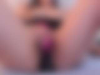 Live cam show with vero-domplay - Hispanic on hotwifechat.live
