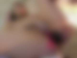 Live cam show with vero-domplay - Moaning on Soda Cam